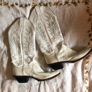 Vintage white cowboy boots